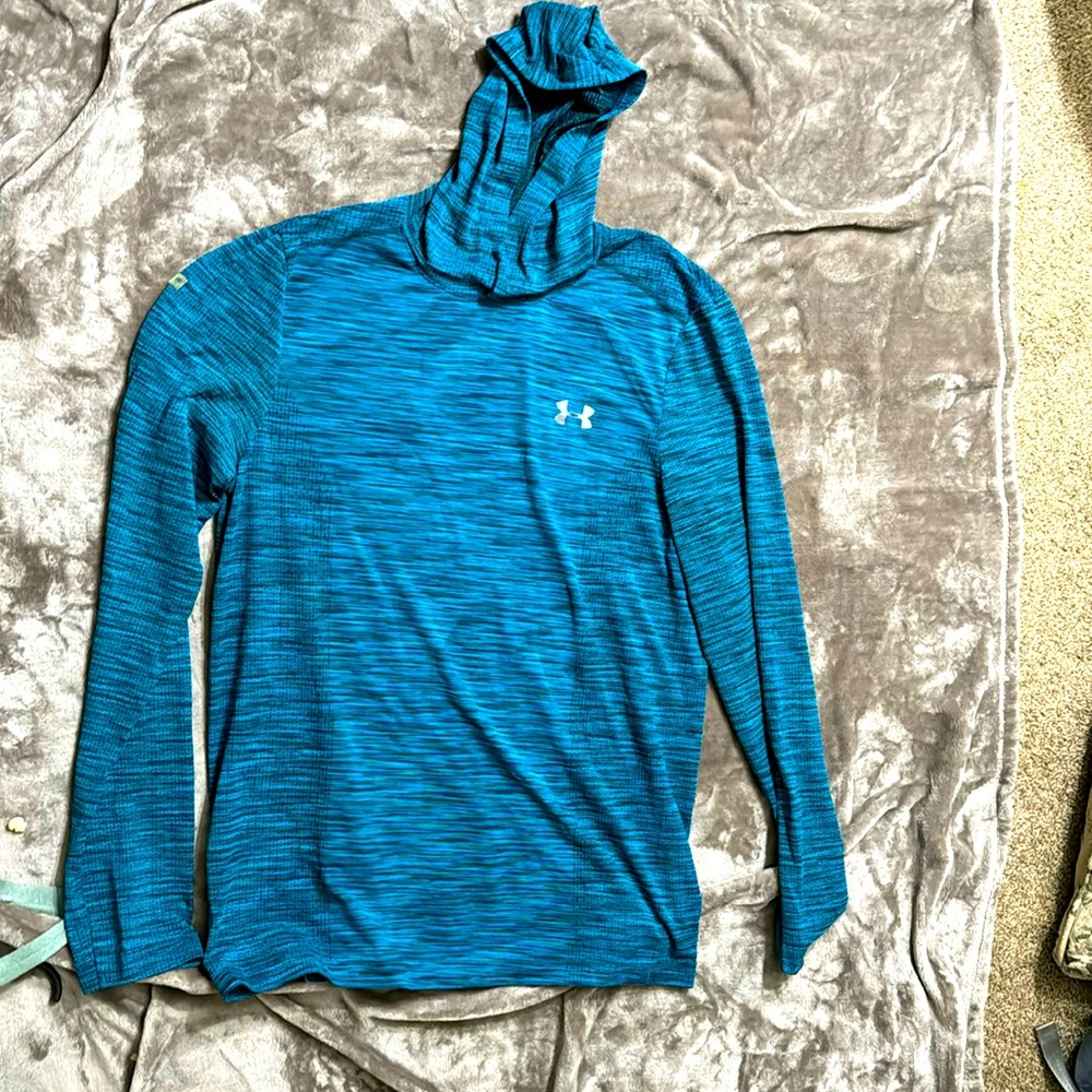 Under armor hooded athletic shirt